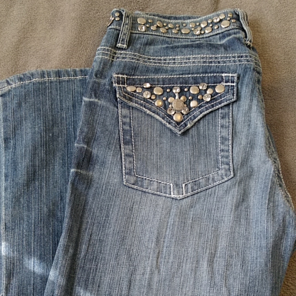 VENUS GODDESS FIT EMBELLISHED JEANS